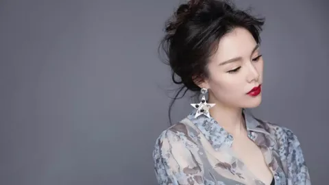 孙颖莎逆转迪亚兹